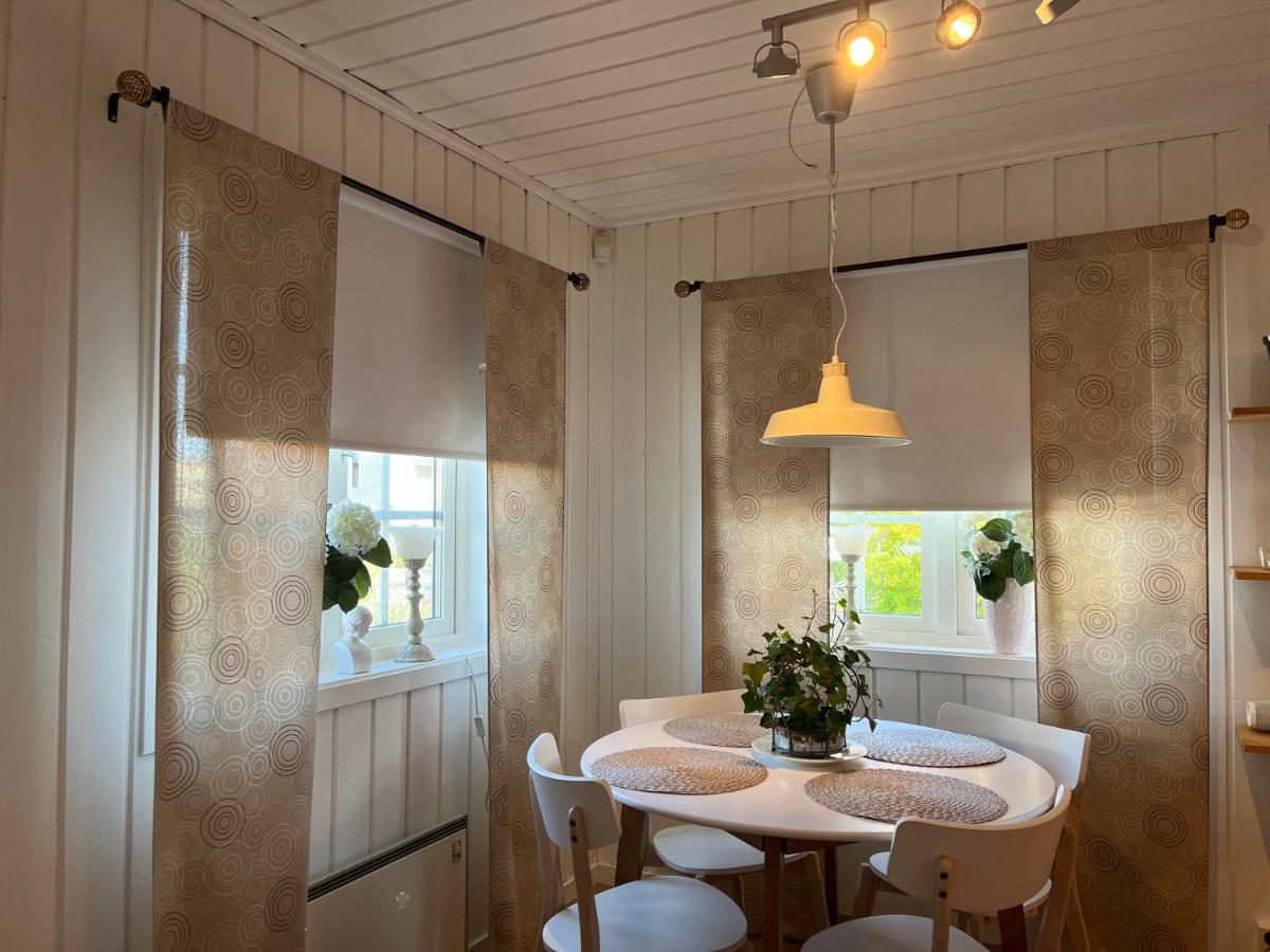Härnösand Lilla Groena Huset Pa Garden מראה חיצוני תמונה