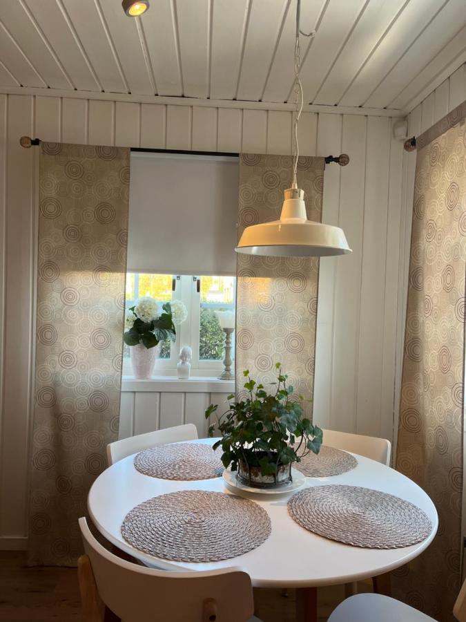 Härnösand Lilla Groena Huset Pa Garden מראה חיצוני תמונה
